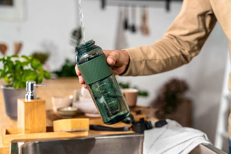 ZWILLING BOTTLE Bidon tritanowy 680 ml, zielony