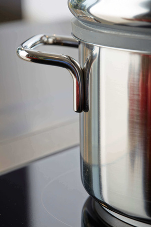 DEMEYERE APOLLO 7 Garnek z pokrywką 2.2 ltr