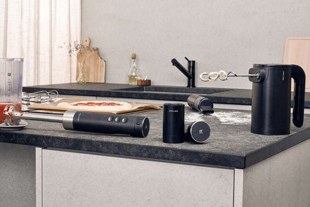 ZWILLING XTEND Kompaktowa ładowarka z funkcją Powerbank czarny