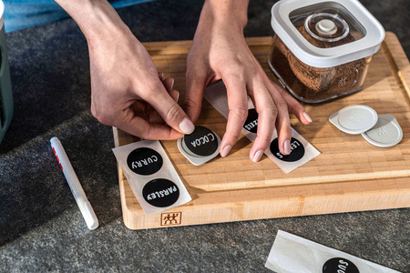 ZWILLING FRESH & SAVE CUBE Zestaw pojemników plastikowych S - szary