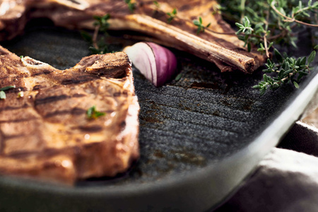 BALLARINI AVOLA Patelnia grillowa 28 cm