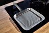 ZWILLING PLUS Stalowa patelnia grillowa 24 cm