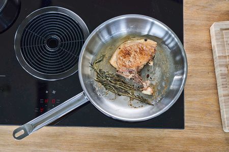 ZWILLING PRO Patelnia stalowa płytka 26 cm