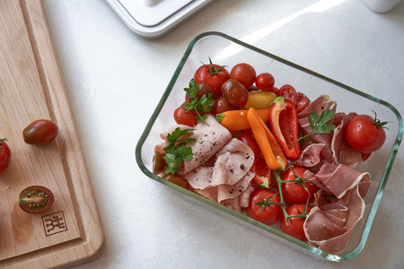 ZWILLING FRESH & SAVE Szklany pojemnik prostokątny 2.85 ltr, szary