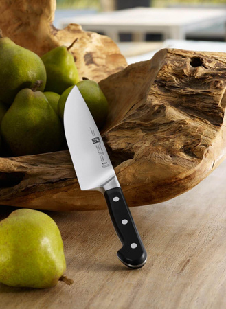 ZWILLING PRO Nóż szefa kuchni z szerokim ostrzem 16 cm
