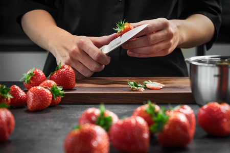 GEFU ENNO Nóż do warzyw i owoców 10 cm