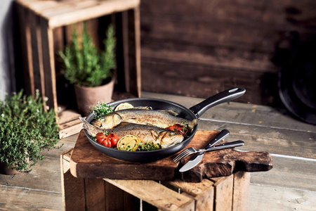 BALLARINI AVOLA Patelnia płytka 28 cm