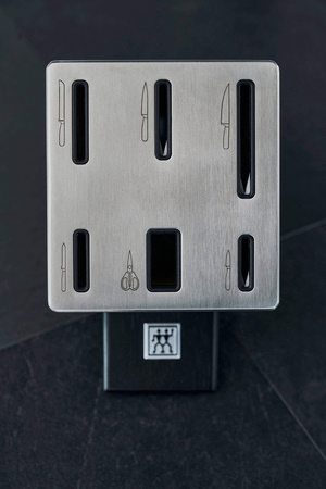 ZWILLING FOUR STAR Zestaw 5 noży w bloku samoostrzącym czarny