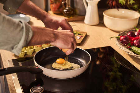 BALLARINI LEDRO Patelnia płytka 28 cm