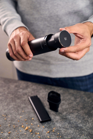 ZWILLING XTEND Zestaw startowy: bezprzewodowy odkurzacz + bateria czarny