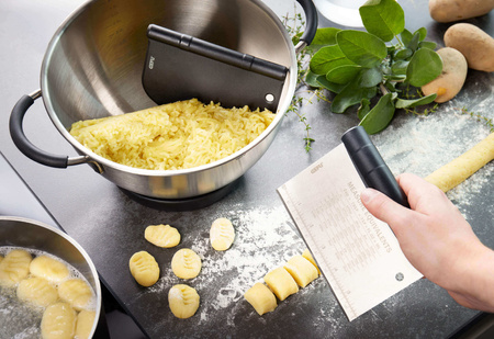 GEFU DUTTO Zestaw 2 skrobaków do ciasta