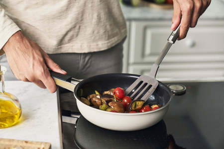 ZWILLING PURE Patelnia płytka 28 cm