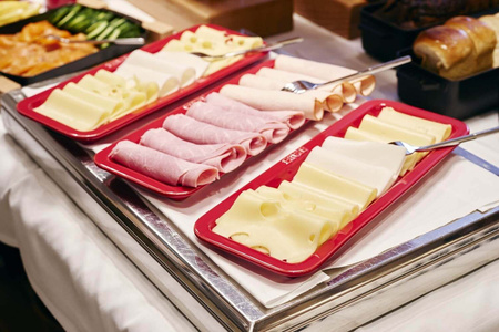 STAUB SERVING Taca do serwowania, czerwony